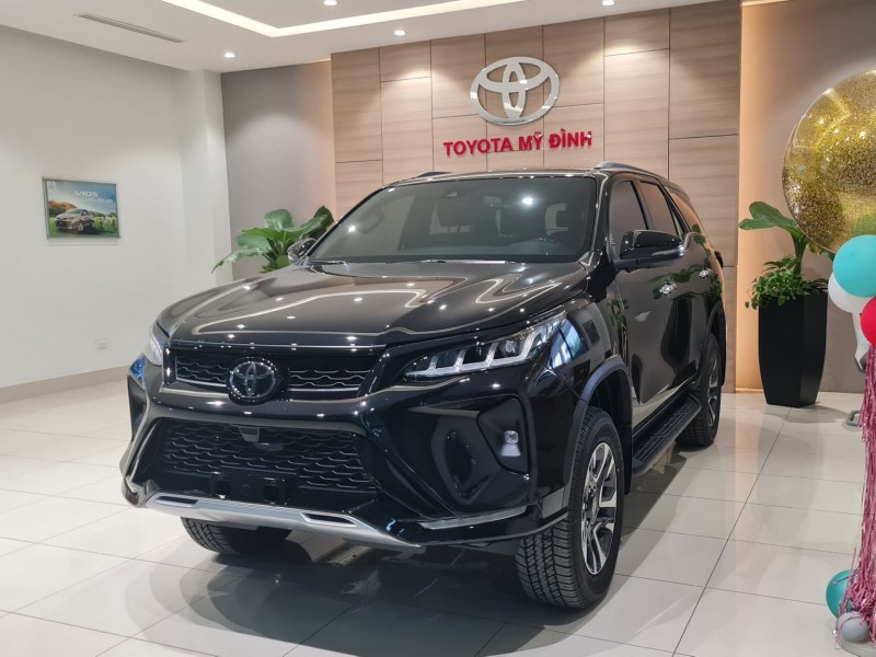 FORTUNER 2.7AT 4X2