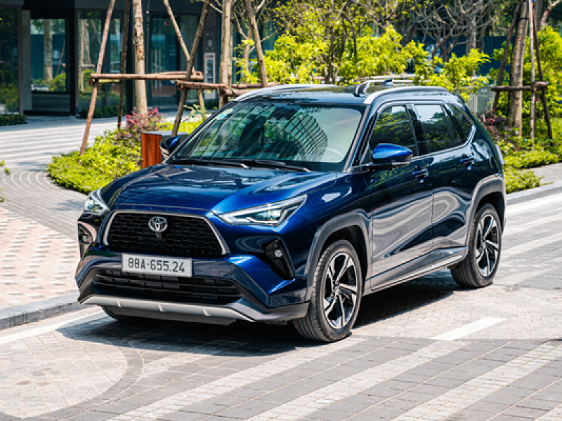 TOYOTA YARIS CROSS